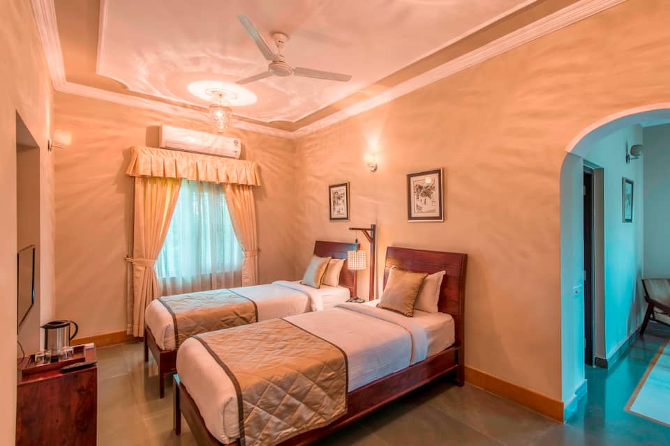 DeluxeACRoomSingle